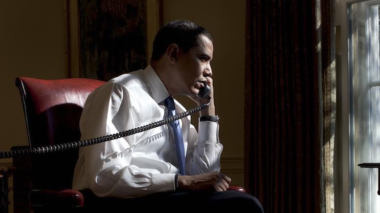 Barack_Obama_Oval_Office_Phone
