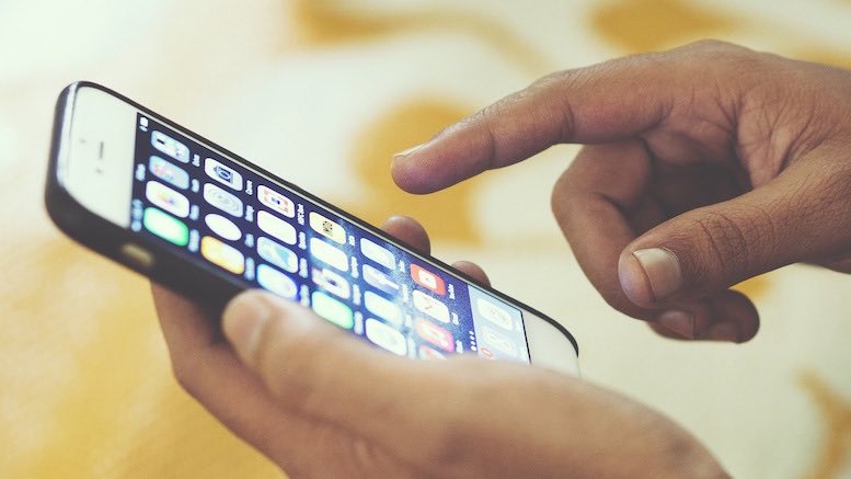iphone-display-finger-interface-dial