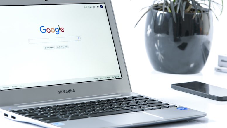 internet-search-engine-google-laptop