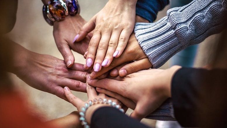 team-community-hands-777