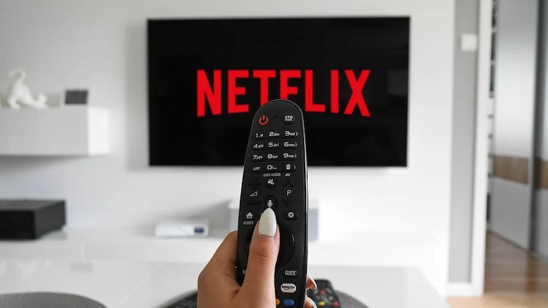netflix-tv-screen-remote-control copy