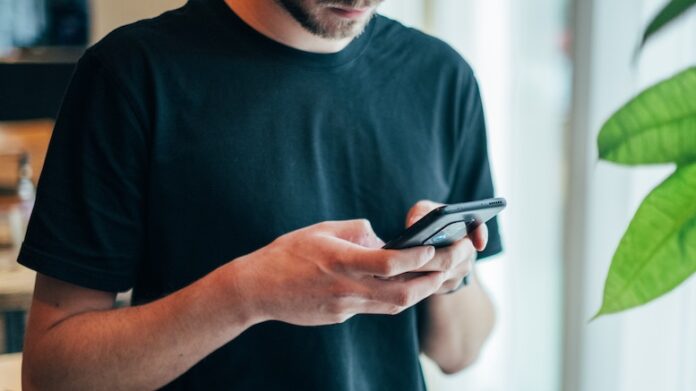 phone-message-read-texting-SMS